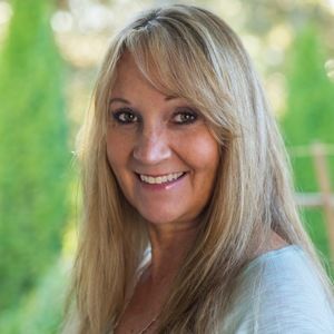 Meet your Posher, Sherry